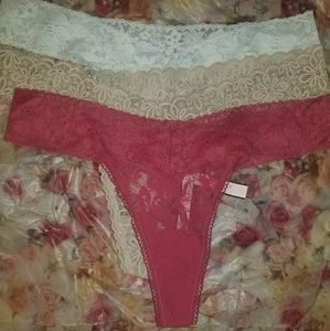 Victoria's secret thongs (3)